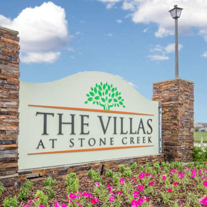 the villas at stone creek entrance sign